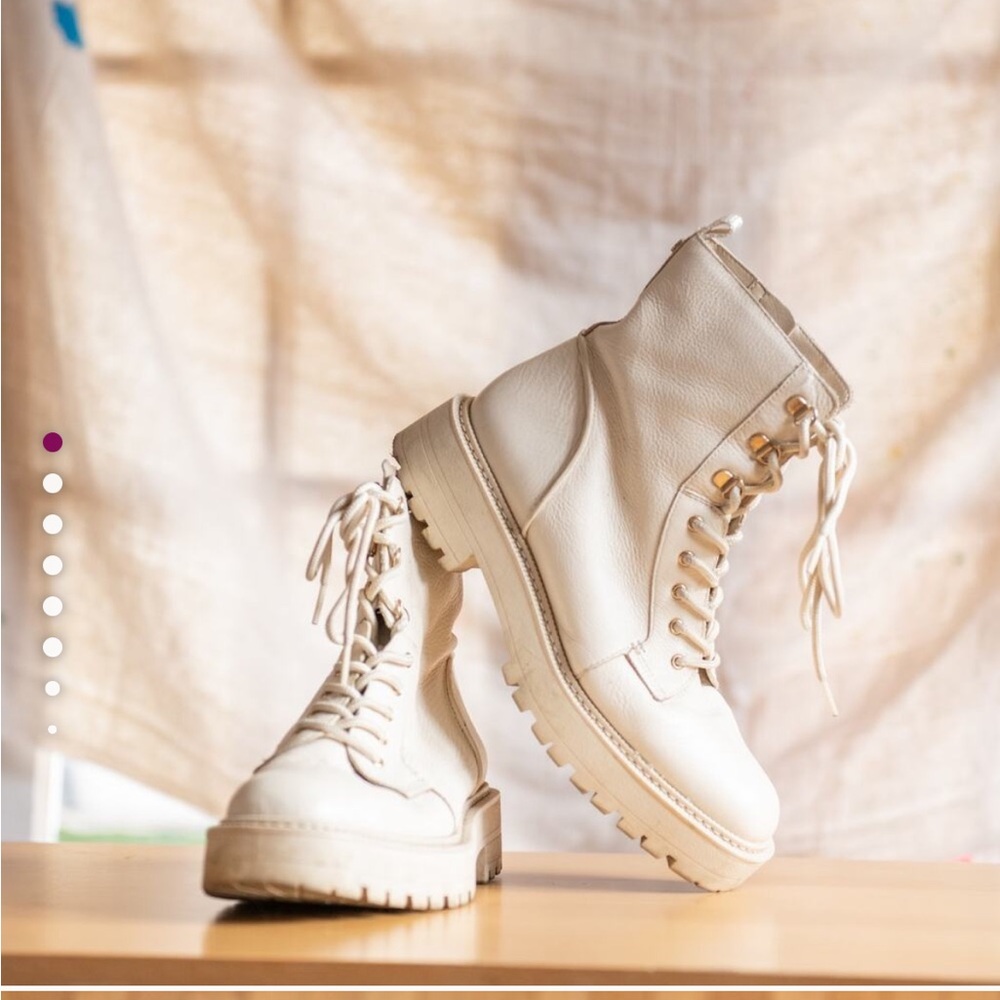 Sam Edelman Cream Leather Combat Boots size 8 1/2